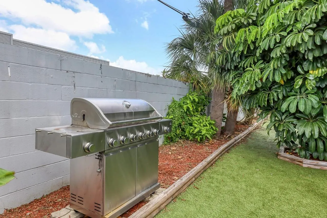 アパート タンパUnique 1Br With Garden Near Downtown Clearwaterアパートメント 米国