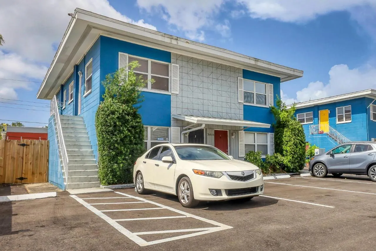 タンパUnique 1Br With Garden Near Downtown Clearwaterアパートメント タンパ